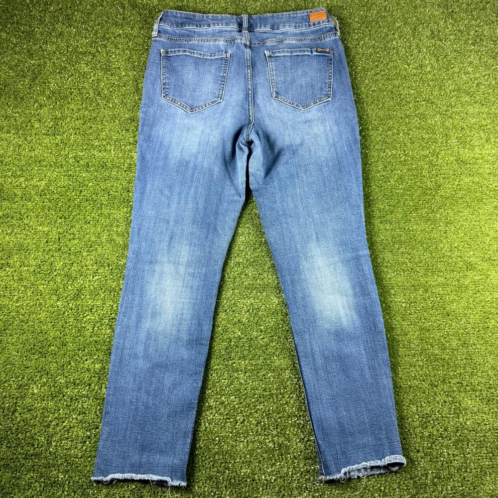 Seven7 Womens Size 10 Medium Wash Distressed Straight Leg Jeans Raw Hem 0700